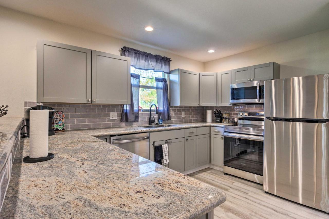 Spacious Gulfport Home With Yard 1 Mi To Beach Esterno foto